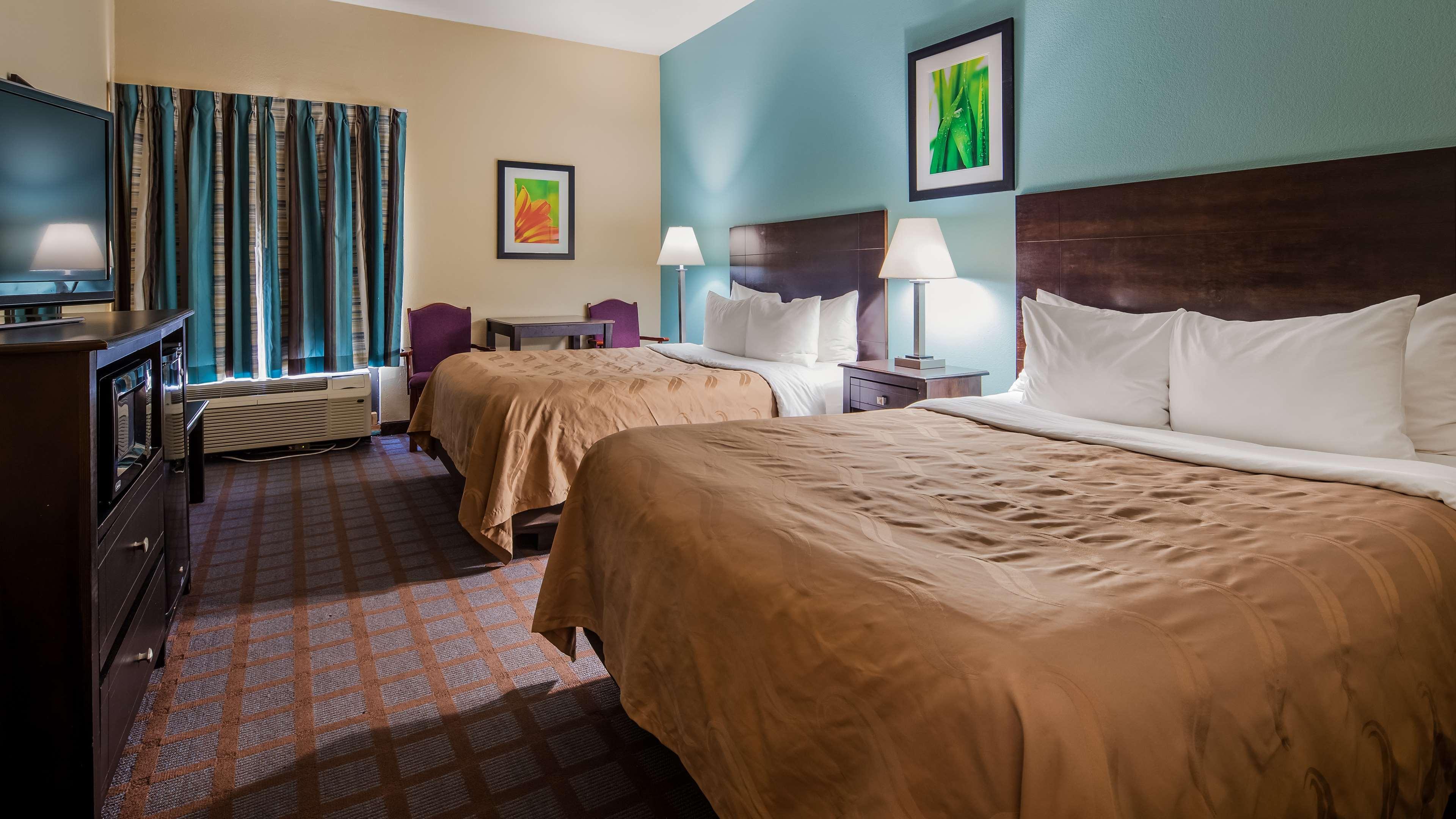 Surestay Plus Hotel By Best Western Blue Springs Exterior foto