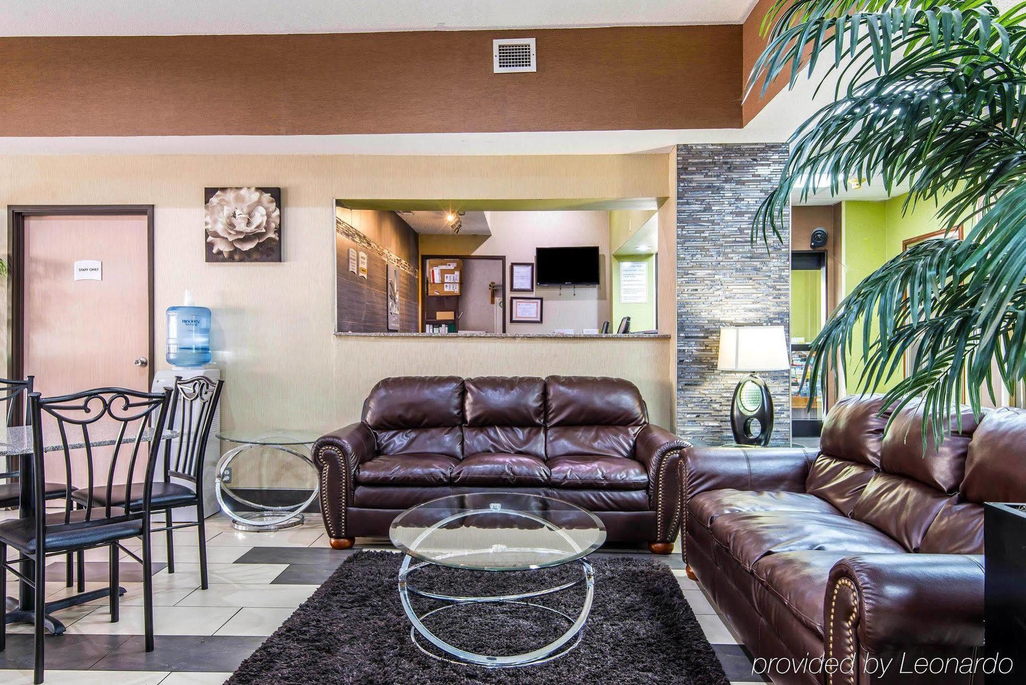 Surestay Plus Hotel By Best Western Blue Springs Exterior foto